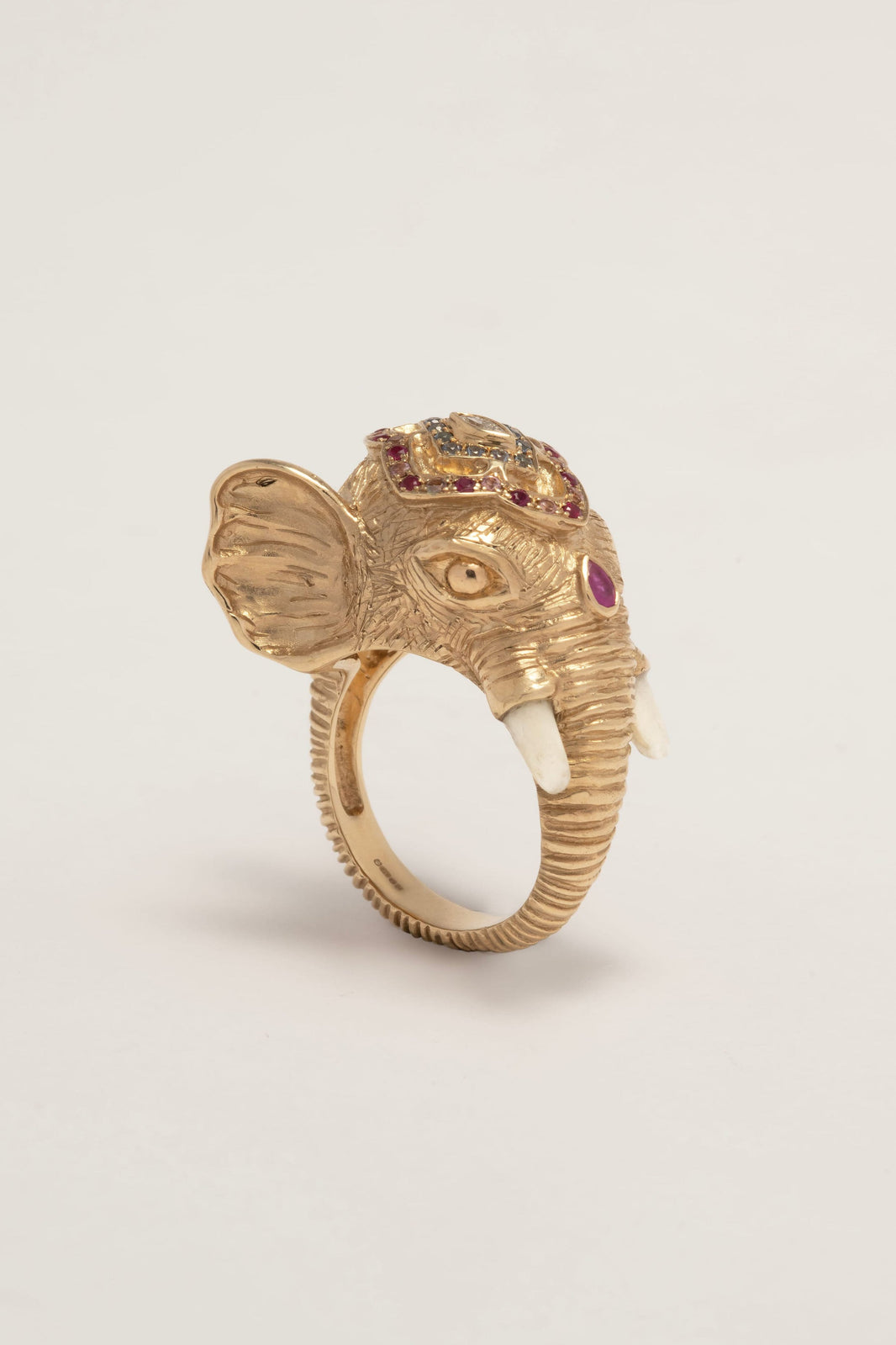 9kt Gold Festive Elephant Ring